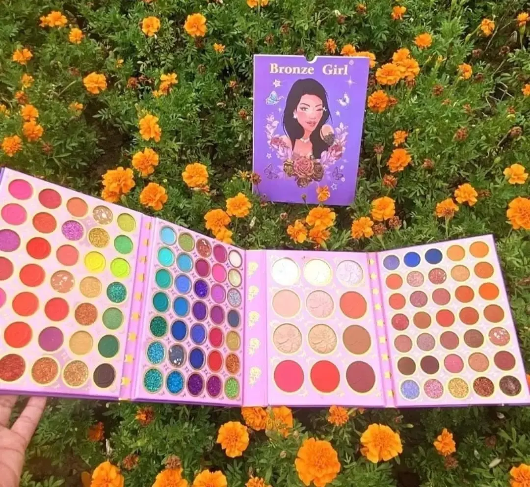 Picture of Bronze Girl 105 Color Eyeshadow Palette 12pcs Bronzer, Blush, Highlighter Pallet Big Eyes Eyeshadow Colorful Eyeshadow Glitter Eyeshadow Shimmer Eyeshadow