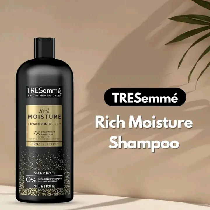 Picture of Tresemme Rich Moisture Shampoo - 828ml - Black
