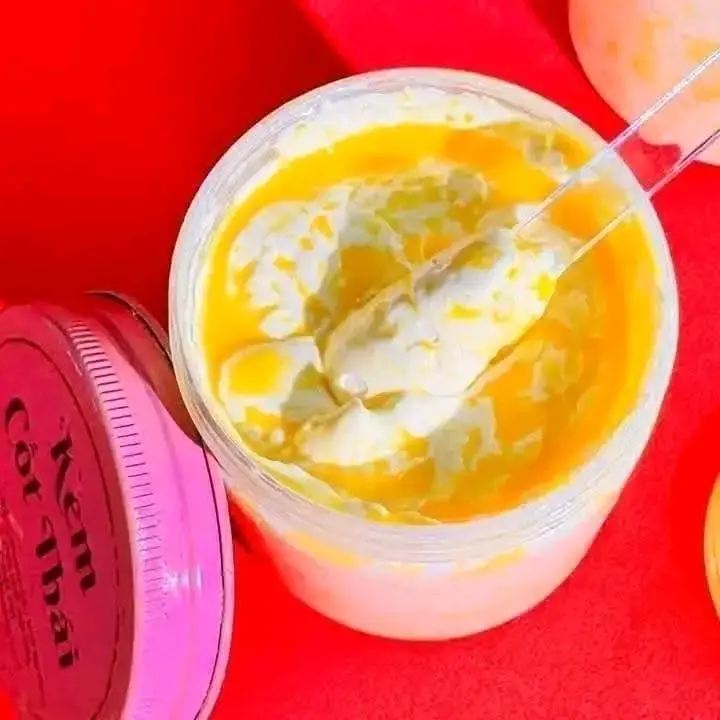 Picture of Kem Cot Thai Emergency Whitening Body Cream - 300gm