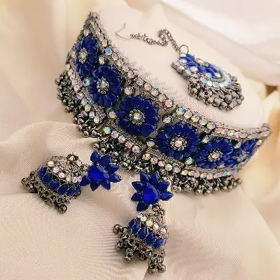 Picture of Indian Necklace Set New Collection High Quality Gold Plated Necklace Set for Women Choker Set(Choker,Earrings,Tikli)