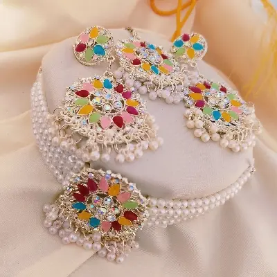 Picture of Indian Necklace Set New Collection High Quality Gold Plated Necklace Set for Women Choker Set(Choker,Earrings,Tikli)