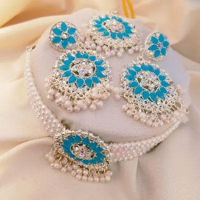 Picture of Indian Necklace Set New Collection High Quality Gold Plated Necklace Set for Women Choker Set(Choker,Earrings,Tikli)