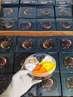 Picture of Snail 6 in 1 Laser Facial Kit - Multicolor