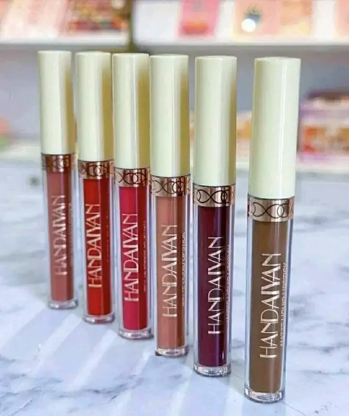 Picture of 𝗛𝗔𝗡𝗗𝗔𝗜𝗬𝗔𝗡 𝗥𝗼𝘀𝗲 𝗟𝗶𝗾𝘂𝗶𝗱 𝗠𝗮𝘁𝘁𝗲 𝗟𝗶𝗽𝘀𝘁𝗶𝗰𝗸