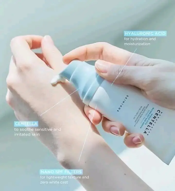 Picture of 𝗦𝗸𝗶𝗻𝟭𝟬𝟬𝟰 𝗠𝗮𝗱𝗮𝗴𝗮𝘀𝗰𝗮𝗿 𝗖𝗲𝗻𝘁𝗲𝗹𝗹𝗮 𝗛𝘆𝗮𝗹𝘂-𝗖𝗶𝗰𝗮 𝗪𝗮𝘁𝗲𝗿-𝗳𝗶𝘁 𝗦𝘂𝗻 𝗦𝗲𝗿𝘂𝗺 𝗦𝗣𝗙𝟱𝟬+ 𝗣𝗔+++
Size: 𝟱𝟬𝗺𝗹