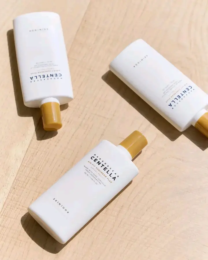 Picture of SKIN1004 Madagascar Centella Air-Fit Suncream Light SPF50+ PA++++