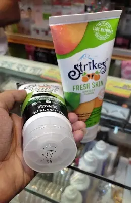 Picture of Strikes blackhead clearing scrub & Strikes Fresh
Skin Apricot Scrub