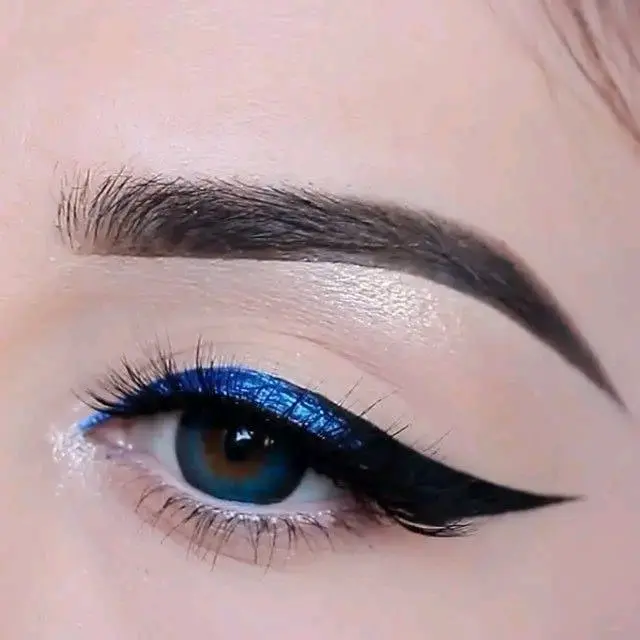Picture of Beauty Glazed Blue Eyeliner Kajol 24hr long lasting waterproof