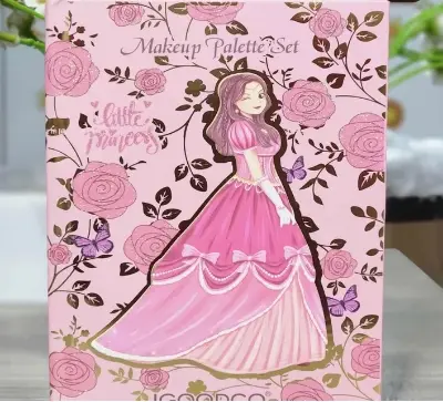 Picture of IGOODCO All in One Makeup Pallet Eyeshadow Palette Blusher Pallet Concealer Pallet highlighter Pallet