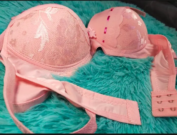 Picture of Chinese foam bra for women and girls body
fitting comfortable and stylish full cup foam ... - Multicolor