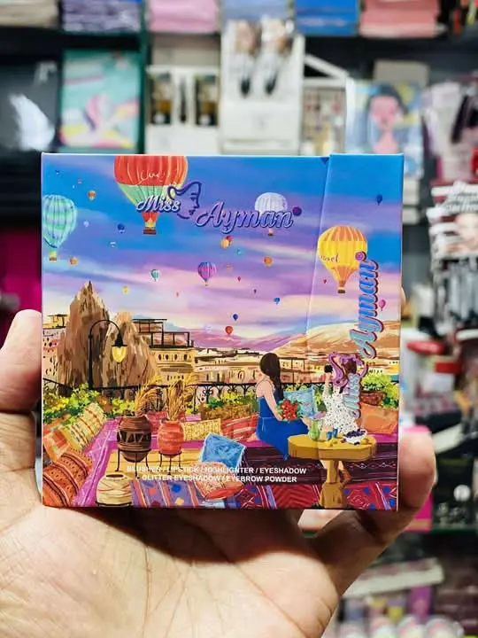 Picture of Miss Ayman Mini Makeup Kit