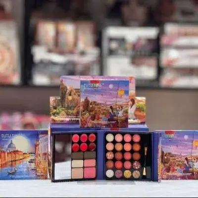 Picture of Miss Ayman Mini Makeup Kit