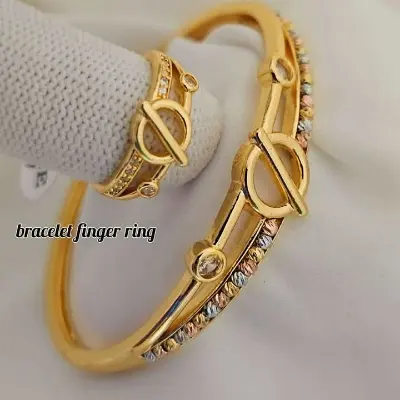 Picture of Original Gold Plated Xuping Brand Stylish Fashionable 3 tone Bracelet and Finger Ring Set for Womens & Girls