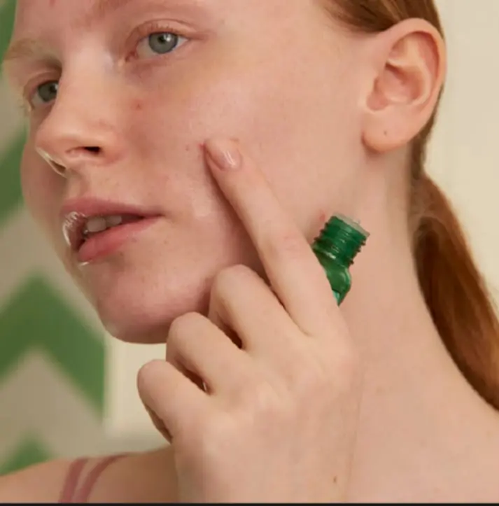 Picture of The Body Shop Tea Tree Oil (10ml)