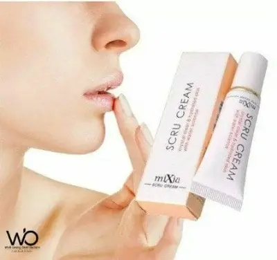 Picture of Scru Cream Lips Scrub for Removing Dark Spot