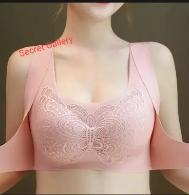 Picture of Mall
Imported Slim fit body shaper Sports bra
jim training bra comfortable bra padded bra
for women