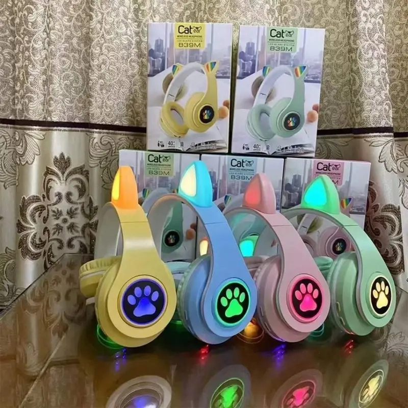 Picture of Havells 800Watts blender  powerful bearing motor