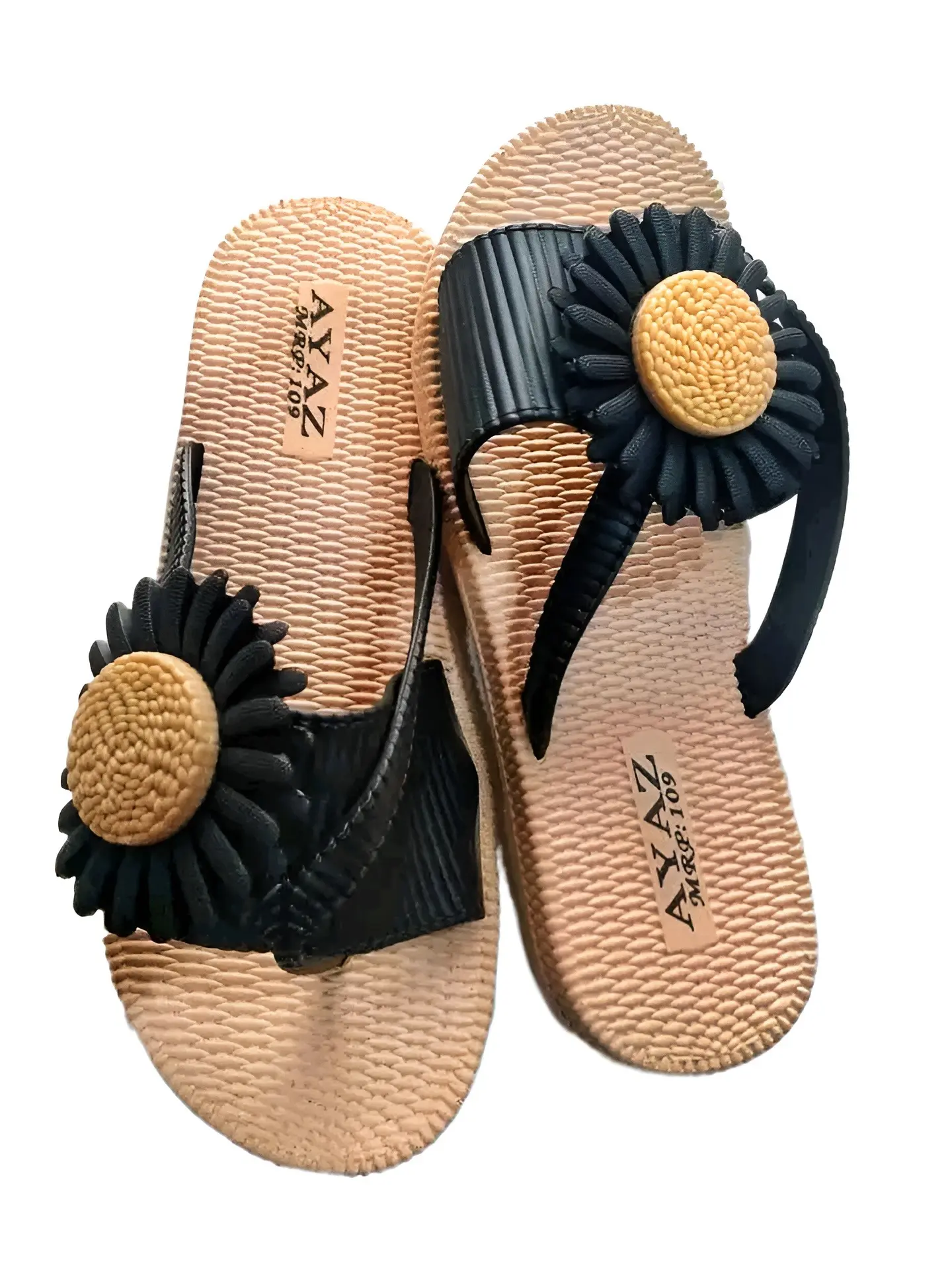 Picture of Womens Viral Flat Regular China Shoes 2024 New Fashionable Ladies Flat Slipper Sandals New Premium Sandal for Girls | Trending Slippers For woman