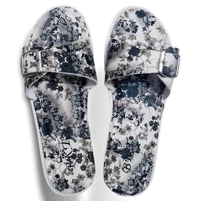 Picture of Womens Viral Flat Regular China Shoes New Stylish Fashionable Ladies Flat Slipper Sandals New Premium Sandal for Girls | Trending Slippers For woman