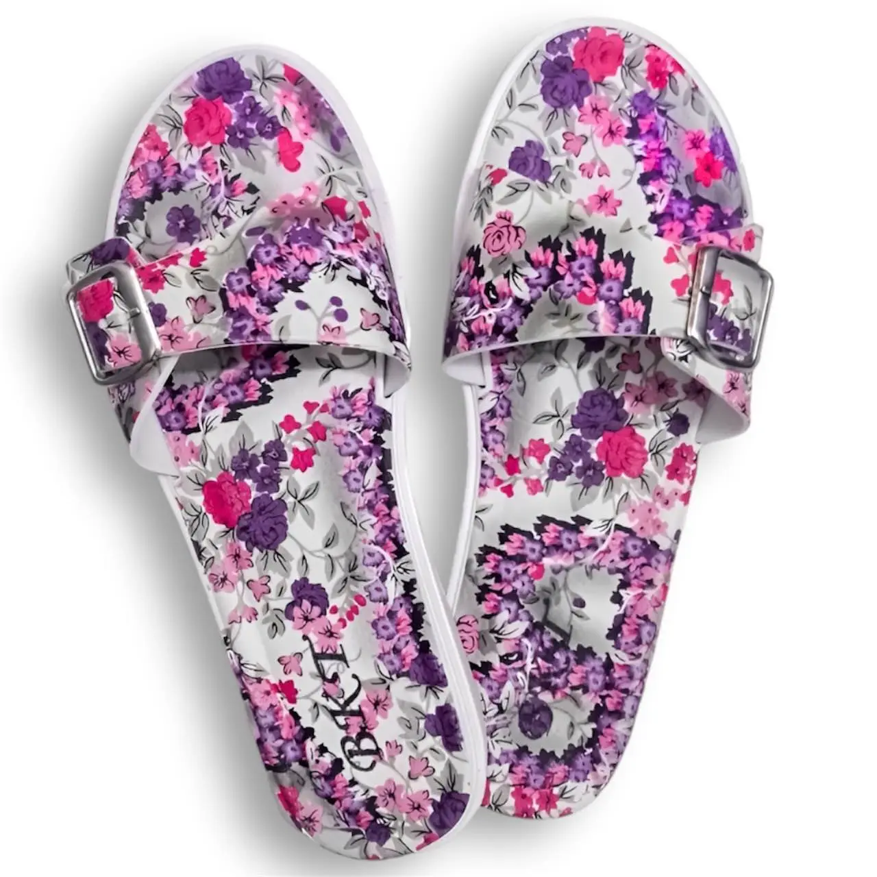 Picture of Womens Viral Flat Regular China Shoes New Stylish Fashionable Ladies Flat Slipper Sandals New Premium Sandal for Girls | Trending Slippers For woman