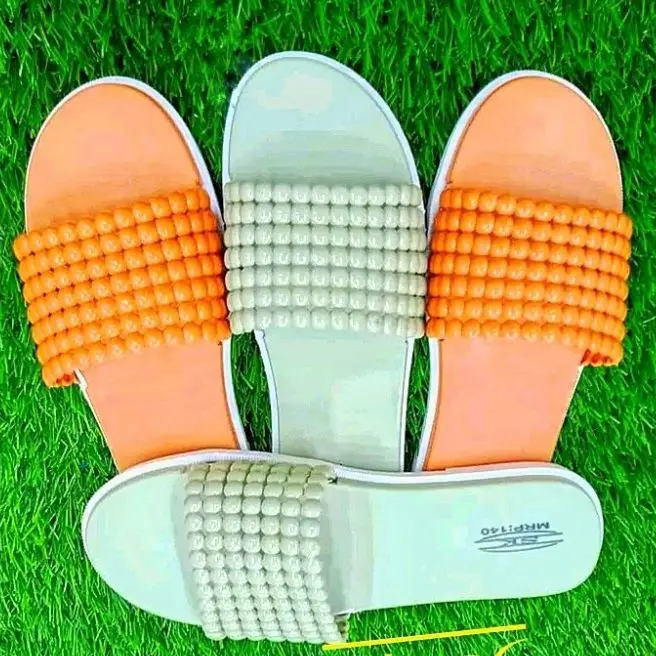 Picture of Womens Viral Flat Regular China Shoes 2024 New Fashionable Ladies Flat Slipper Sandals New Premium Sandal for Girls | Trending Slippers For woman
slipper Slides for Girls shoe for women China Slipper Juta Baschader Juta