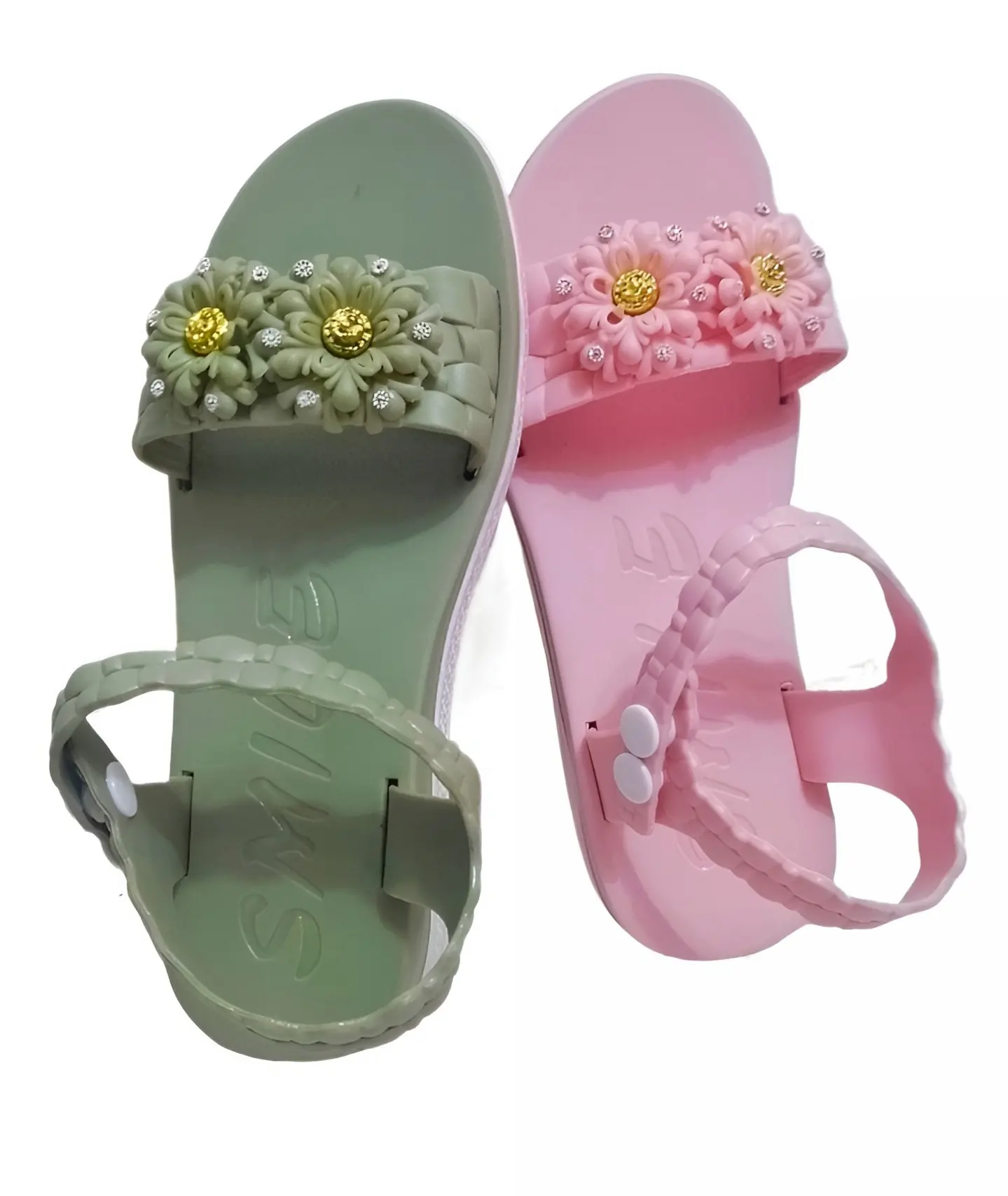 Picture of Womens Viral Flat Regular China Shoes 2024 New Fashionable Ladies Flat Slipper Sandals New Premium Rubber Sandal for Girls | Trending Slippers For woman