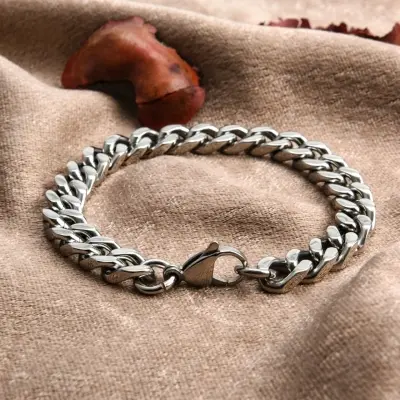 Picture of 10mm Men's Bracelets Stainless Steel Curb Cuban Link Chain Silver Color Bracelet For men Jewelry Simple European And American Punk Hip-Hop Hand Accessories