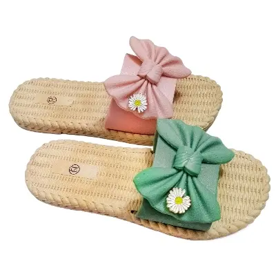 Picture of Eva New Trending popular Rubber slippers for women, fashionable outdoor beach non slip slippers House slippers for Girl's