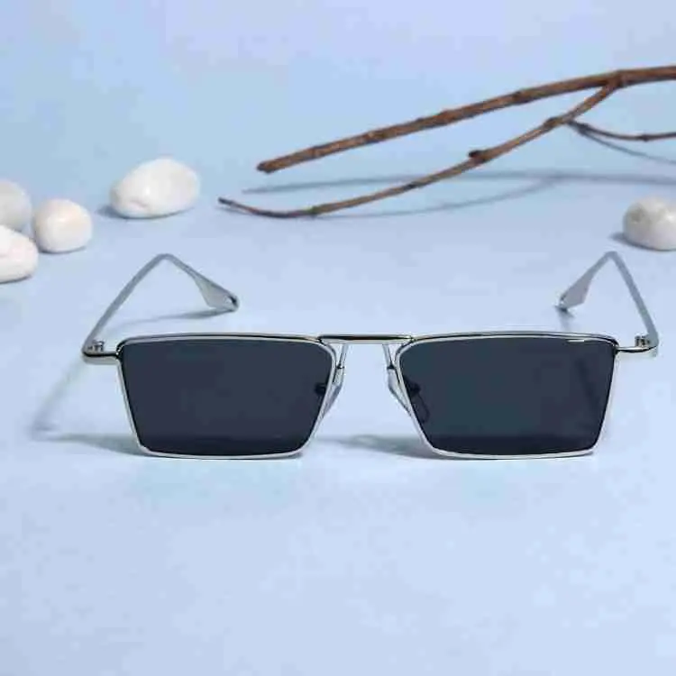 Picture of New Trending Sliver Color stylish sunglasses For Man New fashionable luxury Sunglasses For Man