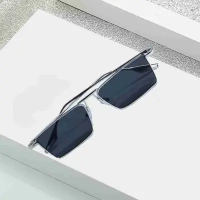 Picture of New Trending Sliver Color stylish sunglasses For Man New fashionable luxury Sunglasses For Man