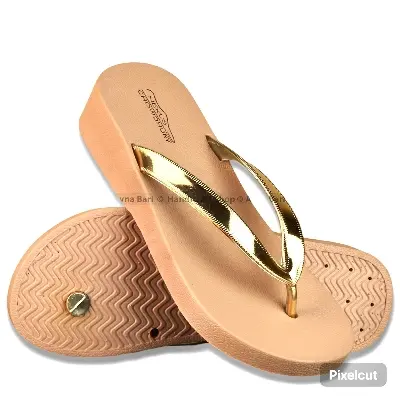Picture of Slippers For Women Wearing Sloping Heels, Fashionable And Casual Summer Beach Shoes, Waterproof And Anti Slip Herringbone Indoor Slippers hill Shoes For Girl Sandal For Girl -(Color) Pink, Gold,Brawon Size Eu 36-40
