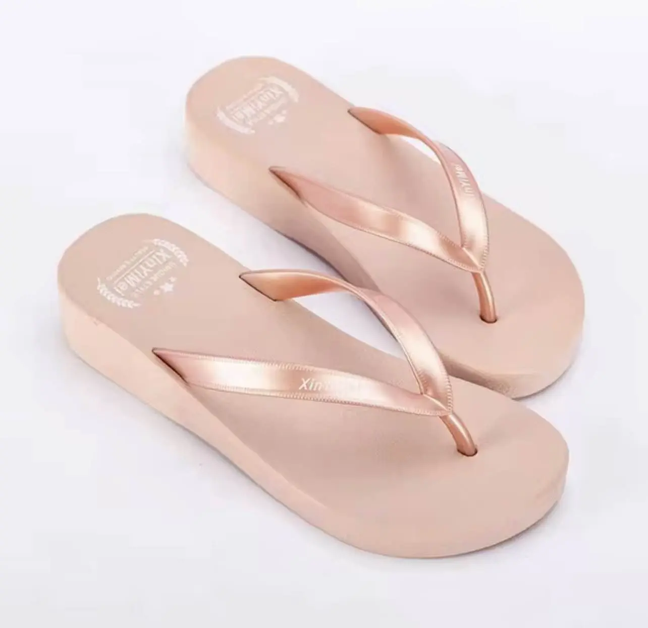 Picture of Slippers For Women Wearing Sloping Heels, Fashionable And Casual Summer Beach Shoes, Waterproof And Anti Slip Herringbone Indoor Slippers hill Shoes For Girl Sandal For Girl -(Color) Pink, Gold,Brawon Size Eu 36-40