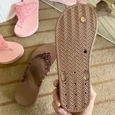 Picture of Slippers For Women Wearing Sloping Heels, Fashionable And Casual Summer Beach Shoes, Waterproof And Anti Slip Herringbone Indoor Slippers hill Shoes For Girl Sandal For Girl -(Color) Pink, Gold,Brawon Size Eu 36-40