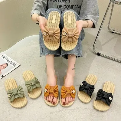 Picture of New Stylish Brand New Slipper Women Slippers Platform Shoes Woman Bow Knot Flower Indoor Outdoor Flip-flops Beach Shoes Female Slippers
Fashionable soft and comfortable Slippers for woman Color family:Green, Pink, Brawon