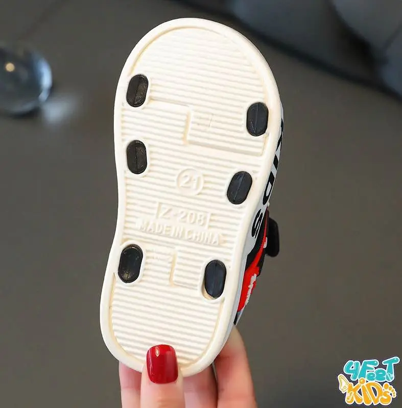 Picture of Kids Sports Casual Student Pvc Sandals Soft Non-slip Fashion Wild New Summer Children Beach Sandals For Boys And Girls Soft Toddler kids sandal Red Blue Black EUR 21-30