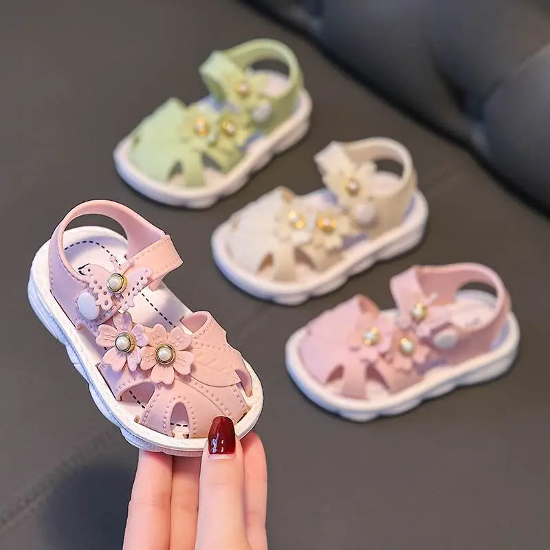 Picture of Trendy Cute Solid Color Flower Decor Sandals For Baby Girls, Breathable Non-slip Walking Shoes For Summer