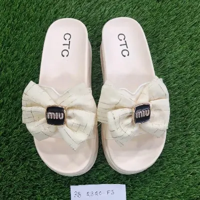 Picture of New Fashionable Heels Shoes For Woman soft