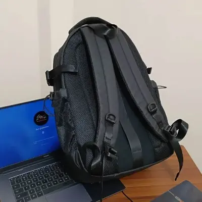 Picture of Arctic Hunter 17.8 Inch Stylish Multipurpose BackPack