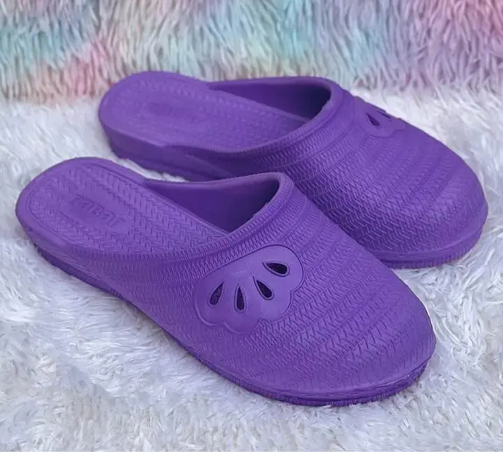 Picture of New Clogs EVA Rubber Comfortable Super Lightweight House Floor Indoor Sandals Shoes for Girls & Women – Soft & Cozy