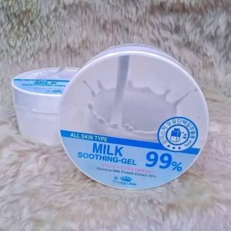 Picture of Milk 99% White Soothing Gel