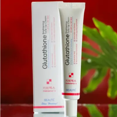 Picture of Glutathione Brightening Tone Up Cream
