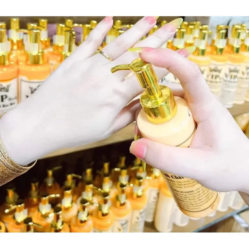 Picture of New Vip Cream Body Vip Black Peeling Essence, Helps the skin to absorb the best and fastest whitening cream Genuine - Cream Body