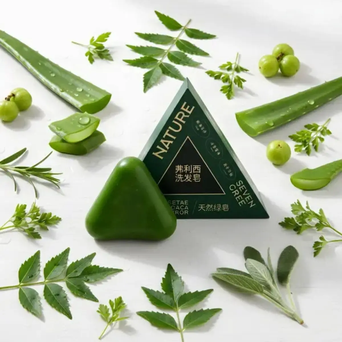 Picture of Nature Triangle Shampoo Bar, Nature Seven Green Soap Shampoo, Natural Usman Grass Hair Shampoo Bar for Women & Men, Solid Shampoo and Conditioner Bars for All Hair Types-120g