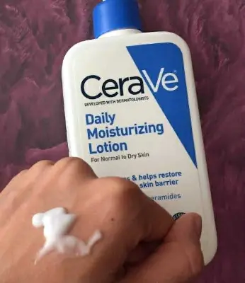 Picture of cerave daily moisturizing lotion 237ml  2025
