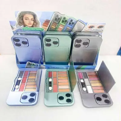 Picture of 2-in-1 Phone Case & Eyeshadow Palette