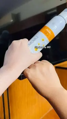 Picture of Chamomile Essence Shoothing, Moisturizing, Isolating And Protecting Sunscreen Spray SPF 50