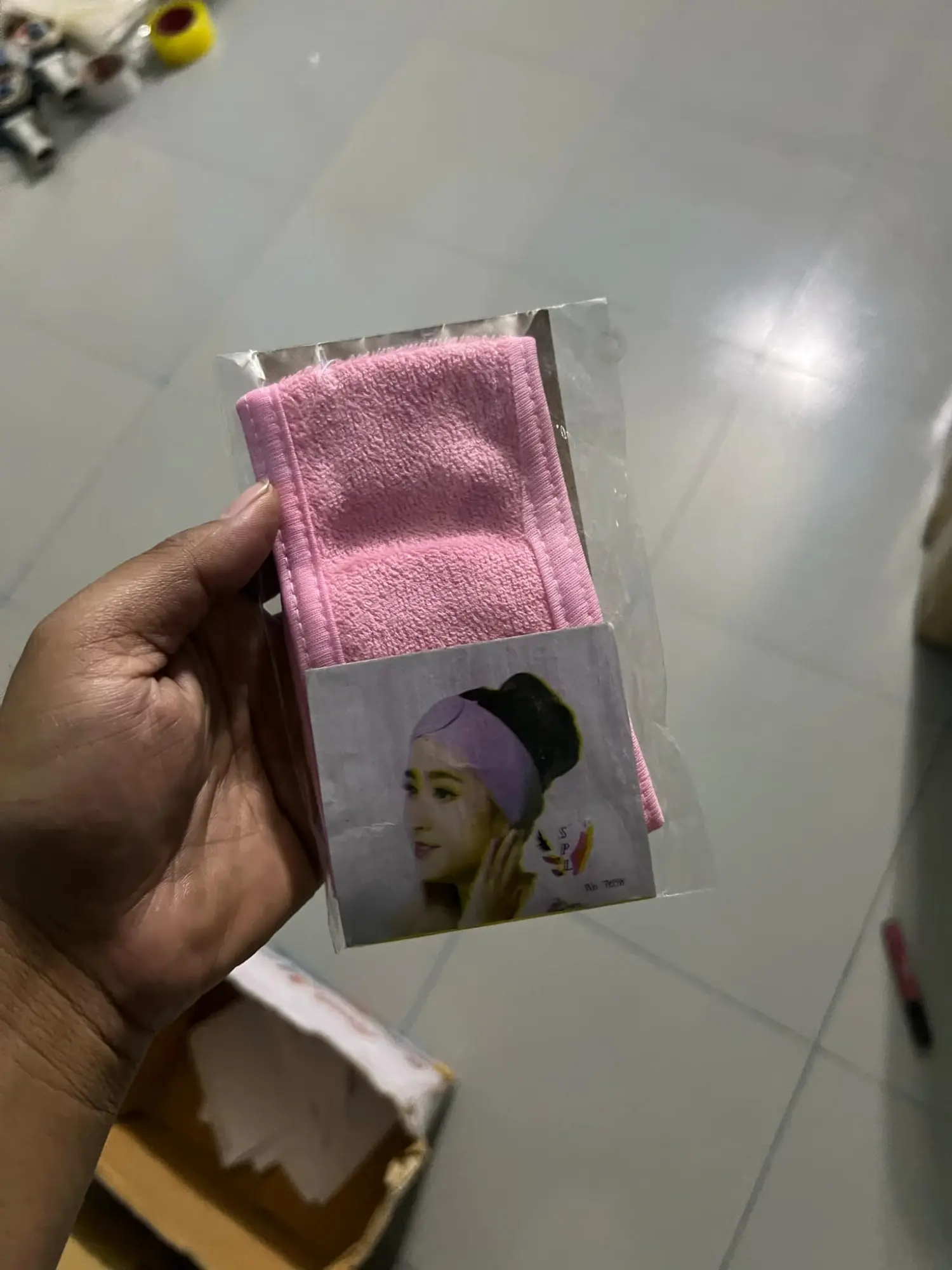 Picture of Facial Band - 8cm x 54.5cm