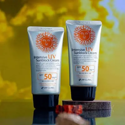Picture of 3W CLINIC UV Sunblock Cream SPF50 PA+++ 70ml Refreshing Sunscreen Moisturizing Whitening Lightening Sun Cream Oil-control