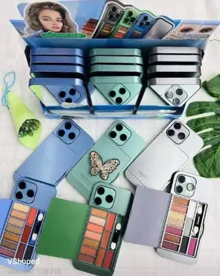 Picture of 2 In 1 Mirror + iPhone Eyeshadow Palette