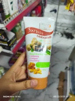 Picture of Eliza Helena 3X Herbs Tamarind Honey Turmeric Facial Foam